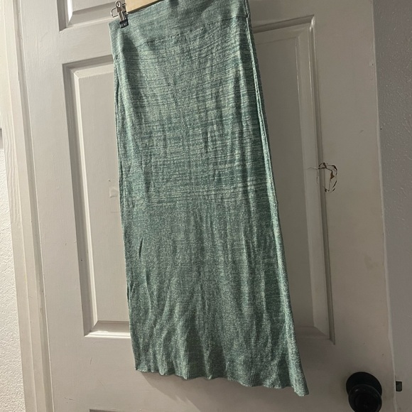 Free People skirt - Picture 2 of 2